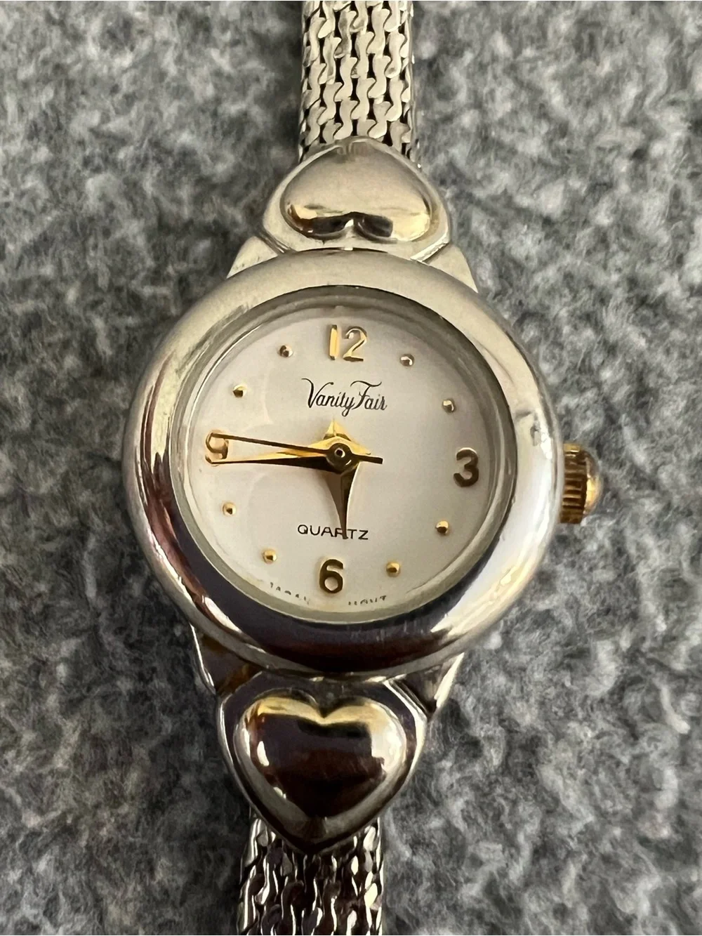 Vintage Vanity Fair Silver Tone Heart Bracelet Watch 7” Japan Movement